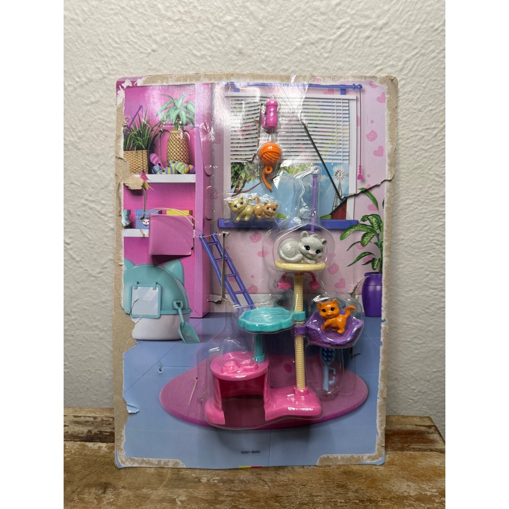 Mattel Barbie Kitty Condo‎ Playset Toy